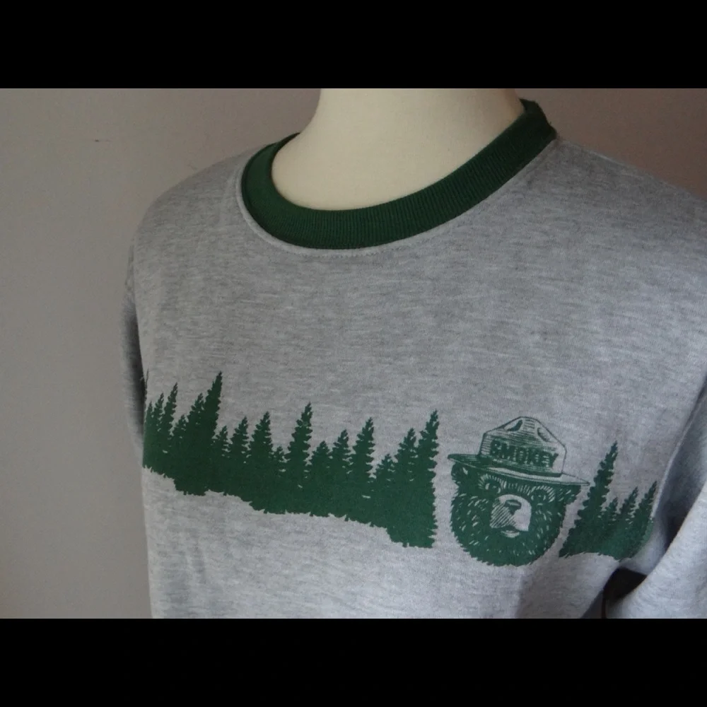 Smokey the bear ringer sweatshirt - Picture 8 of 8